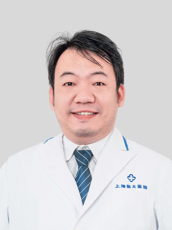 张广钊 